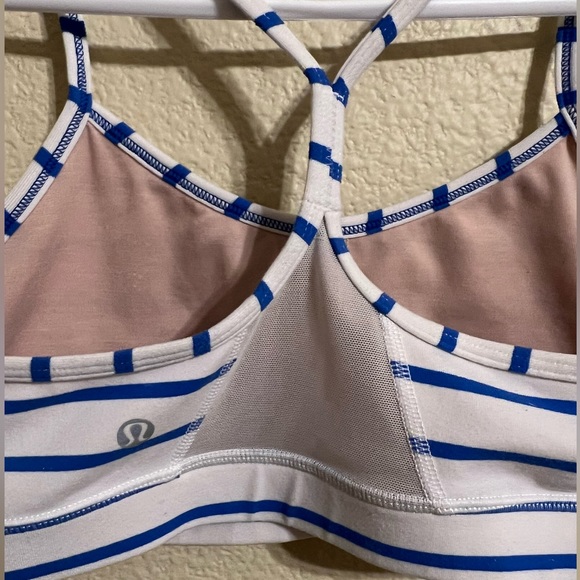 Lululemon Sports bra - Picture 7 of 10